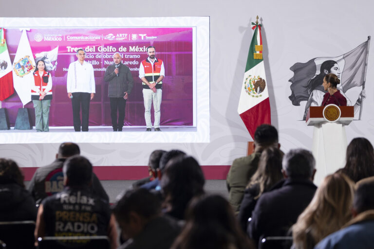 2025-11-07_Conferencia_de_prensa_matutina_-_Palacio_Nacional_02_GM