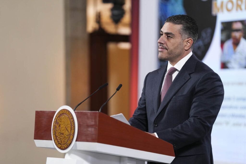 2025-11-11_Conferencia_de_prensa_matutina_-_Palacio_Nacional_07_HC