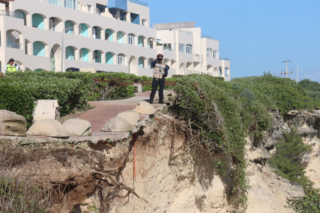 e28a433c-08f7-4fb6-a3fc-8269db23d60c