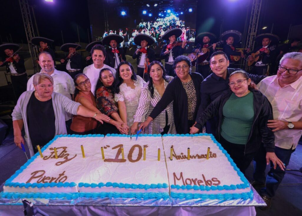 CON-ESPECTACULAR-NOCHE-CELEBRAMOS-EL-10o-ANIVERSARIO-DE-PUERTO-MORELOS-BLANCA-MERARI-1-1140x815