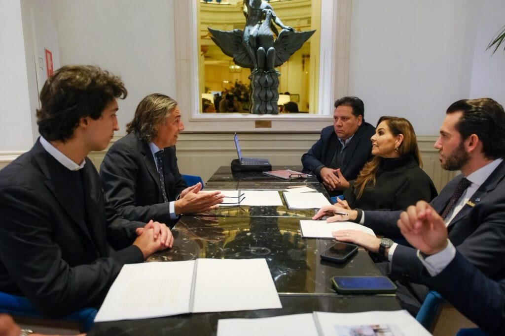 d559d623-7874-4302-8410-ce59ff294e8c