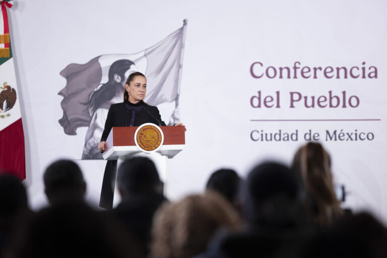 2026-02-23_Conferencia_de_prensa_matutina_-_Palacio_Nacional_01_GM