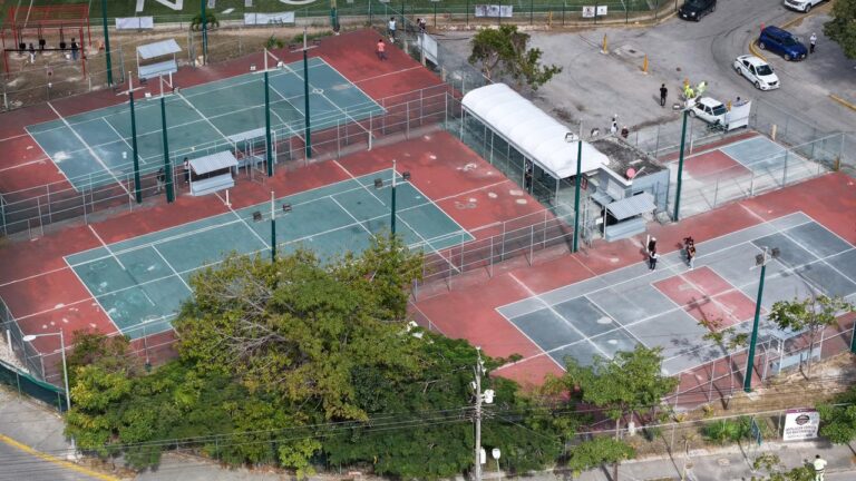 b4c89bcd-05df-4f6c-b0fb-1bb0d5f178ae