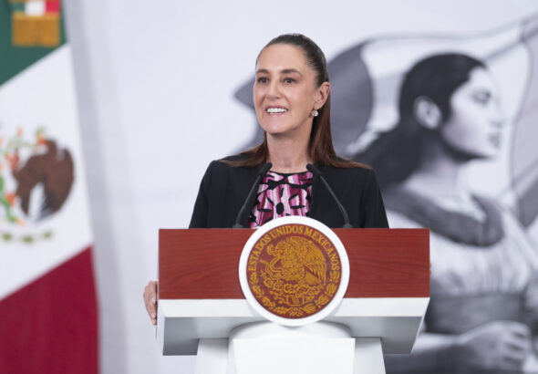 2026-04-13_Conferencia_de_prensa_matutina_-_Palacio_Nacional_03_SLE (1)